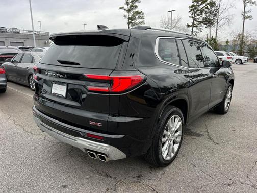 2024 GMC Acadia Denali