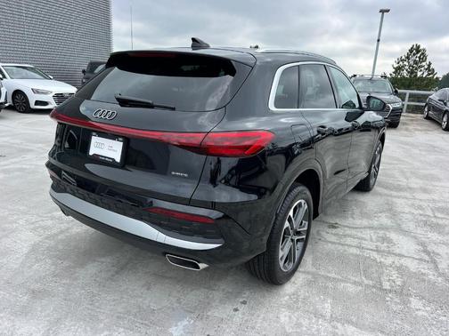 2025 Audi Q5 2.0T quattro Premium