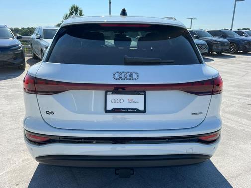 2025 Audi Q6 e-tron Premium