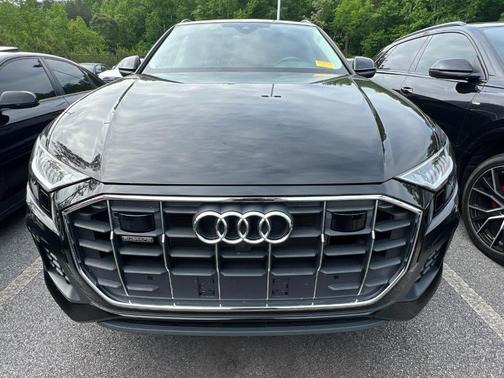 2023 Audi Q8 55 Premium Plus