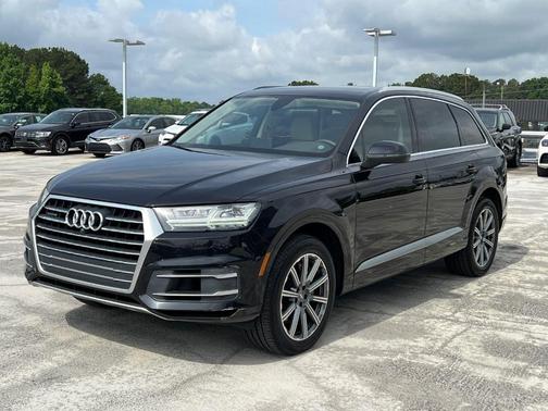 2019 Audi Q7 55 Premium Plus
