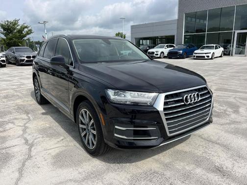 2019 Audi Q7 55 Premium Plus