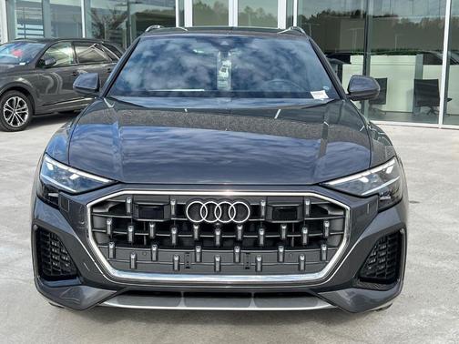 2026 Audi Q8 Premium Plus