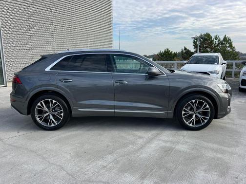 2026 Audi Q8 Premium Plus