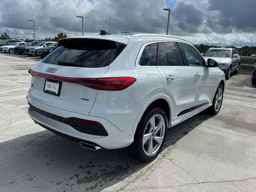 2025 Audi Q5 2.0T quattro Premium