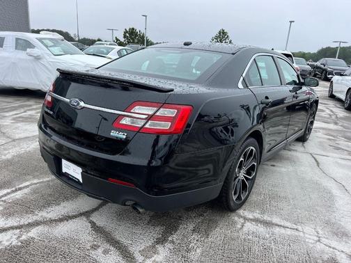 2018 Ford Taurus SHO