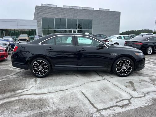2018 Ford Taurus SHO