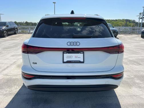2025 Audi Q6 e-tron Premium
