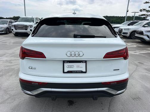 Arkona White 2024 Audi Q5 45 S line quattro Premium