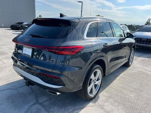 2025 Audi Q5 2.0T quattro Premium