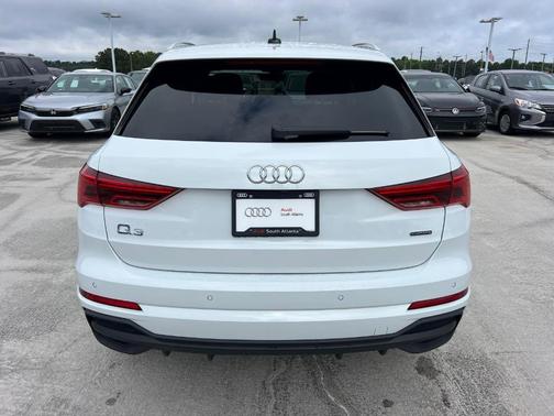 2024 Audi Q3 45 S line Premium