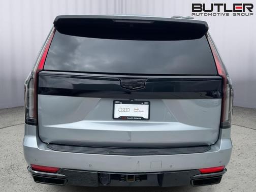 2023 Cadillac Escalade Luxury