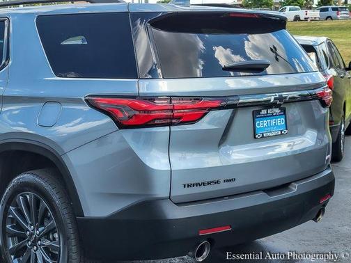 2023 Chevrolet Traverse RS