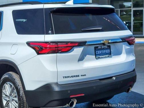 2022 Chevrolet Traverse LT Cloth