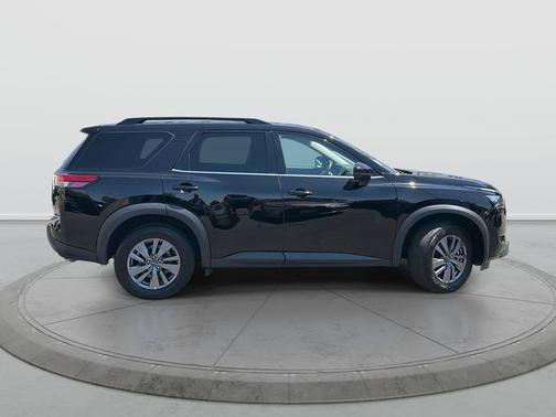 Black 2025 Nissan Pathfinder SV