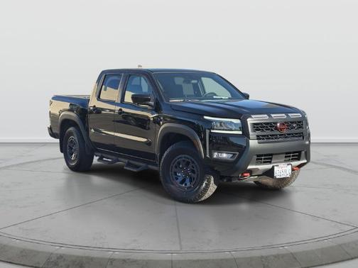 Black 2026 Nissan Frontier PRO-4X