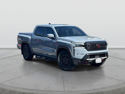 Boulder Gray Metallic 2024 Nissan Frontier PRO-X