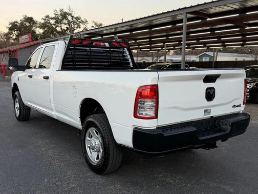 2023 RAM 3500 Tradesman Crew Cab 4x4 8' Box