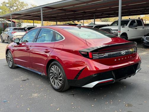 2025 Hyundai SONATA Hybrid SE