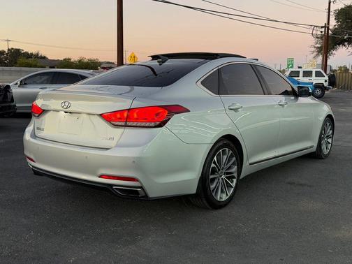 2016 Hyundai Genesis 3.8