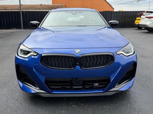 2025 BMW M240 i