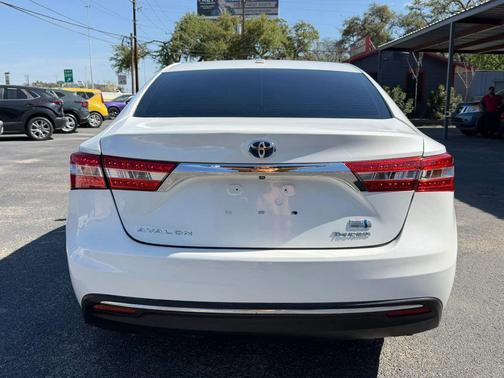 2013 Toyota Avalon Hybrid Limited