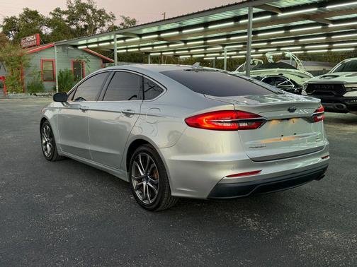 2019 Ford Fusion SEL