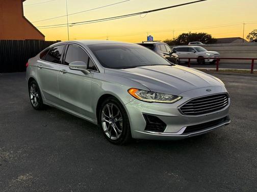 2019 Ford Fusion SEL