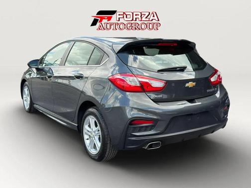 Gray 2018 Chevrolet Cruze LT
