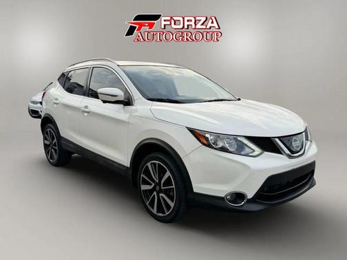 Pearl White Tricoat 2019 Nissan Rogue Sport SL