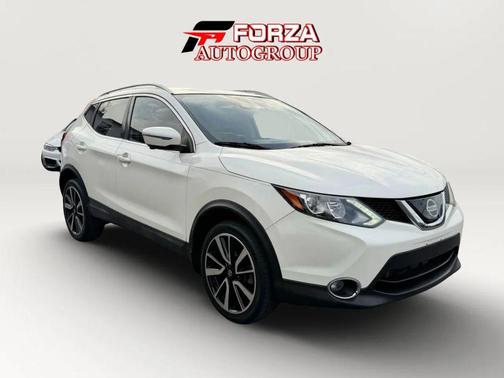 Pearl White Tricoat 2019 Nissan Rogue Sport SL