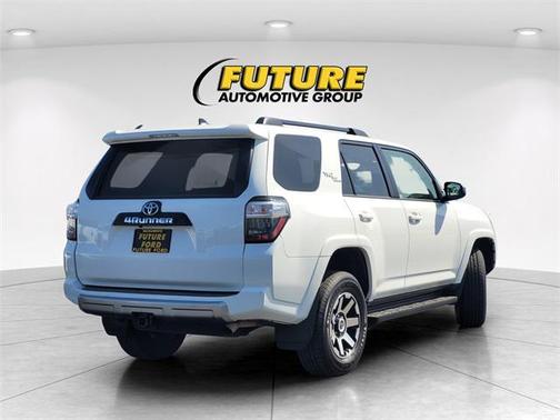 2022 Toyota 4Runner TRD Off Road