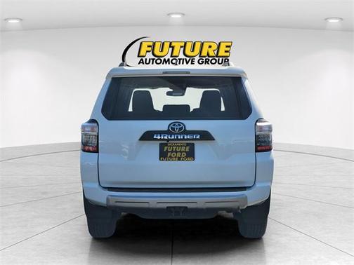 2022 Toyota 4Runner TRD Off Road