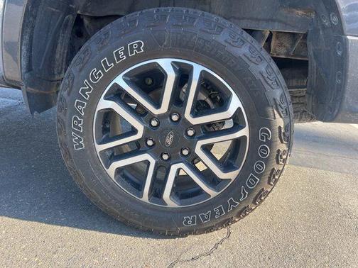 Carbonized Gray Metallic 2024 Ford Ranger LARIAT