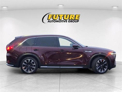 2024 Mazda CX-90 PHEV Premium Plus