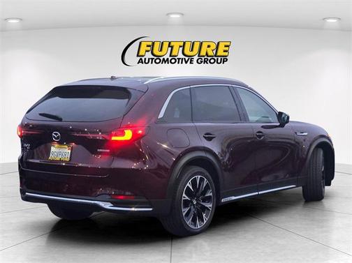 2024 Mazda CX-90 PHEV Premium Plus
