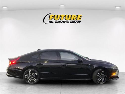 2024 Hyundai SONATA SE