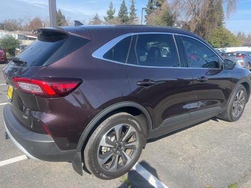2023 Ford Escape Platinum
