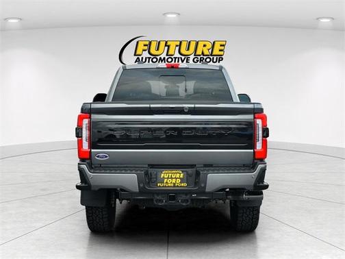 2025 Ford F-250 Platinum