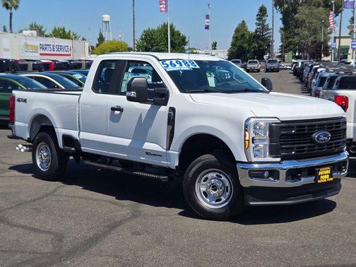 Oxford White 2024 Ford F-250 XL