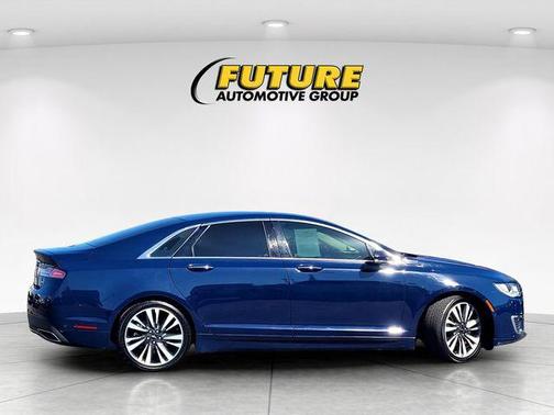 Blue 2018 Lincoln MKZ Hybrid Reserve