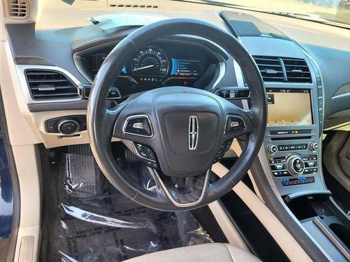 Blue 2018 Lincoln MKZ Hybrid Reserve