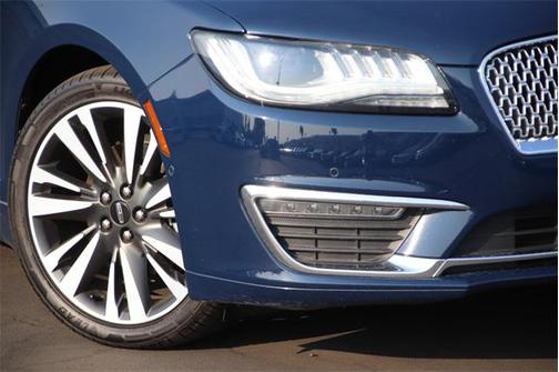 Blue 2018 Lincoln MKZ Hybrid Reserve