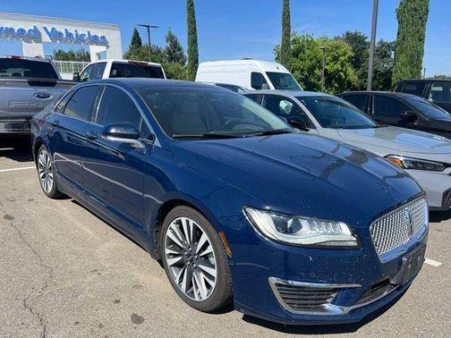 Blue 2018 Lincoln MKZ Hybrid Reserve