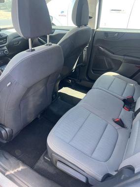 Oxford White 2022 Ford Escape S