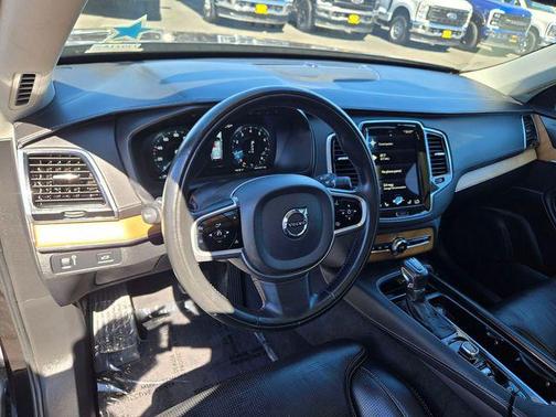 Onyx Black Metallic 2020 Volvo XC90 T6 Inscription