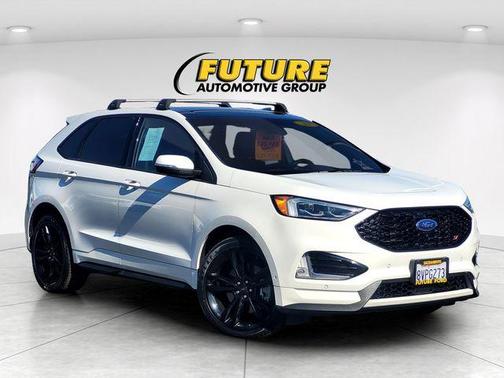 Star White Metallic Tri-Coat 2020 Ford Edge ST