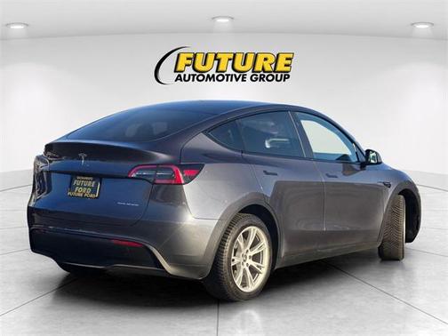 2023 Tesla Model Y Long Range Dual Motor All-Wheel Drive