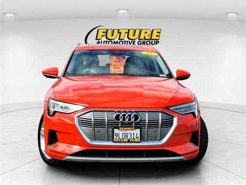 2019 Audi e-tron Premium Plus