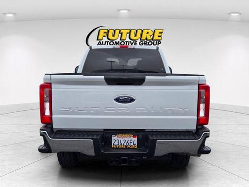 2023 Ford F-350 XLT